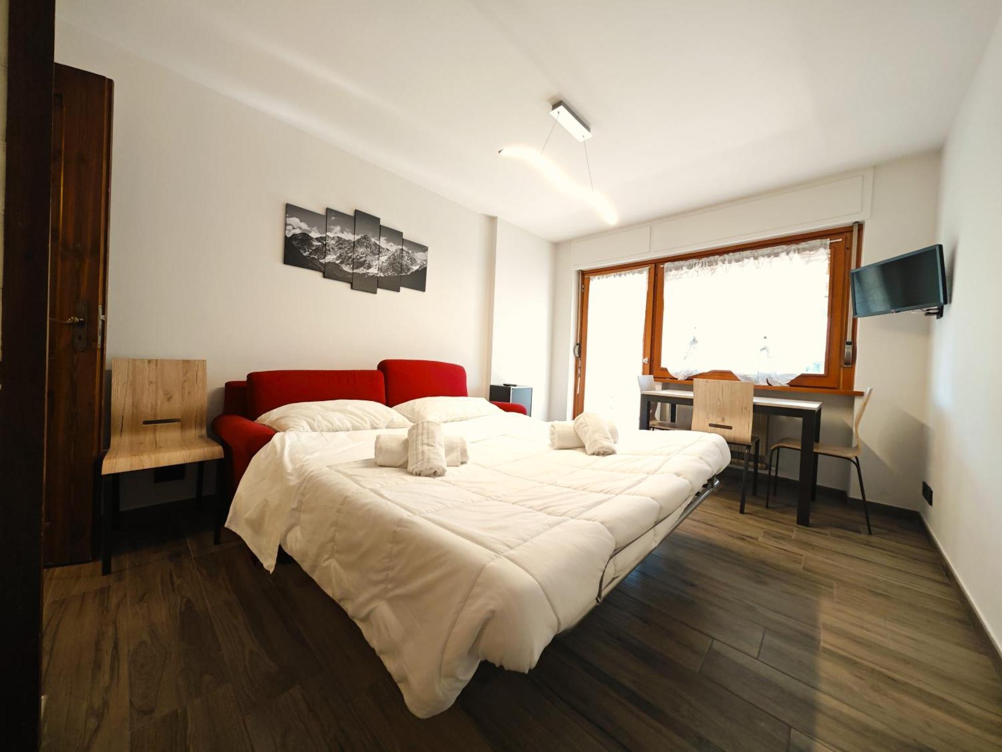 Hostdomus - City Center Apartment Colle Colle Sestriere Exterior foto